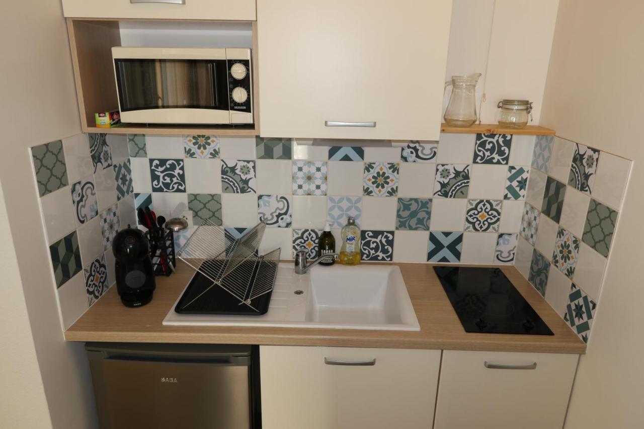 Charmant 2 Pieces Proche D Honfleur, Piscine En Saison, Parking Gratuit, Wifi Equemauville Bagian luar foto