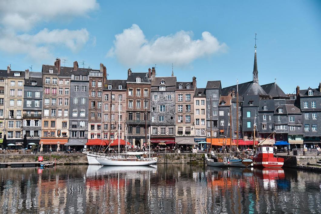 Charmant 2 Pieces Proche D Honfleur, Piscine En Saison, Parking Gratuit, Wifi Equemauville Bagian luar foto